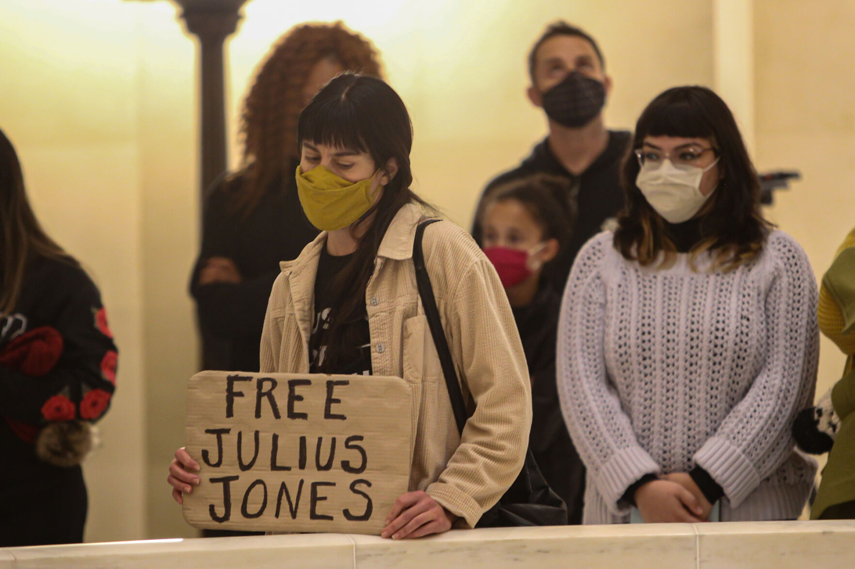 Julius Jones supporters